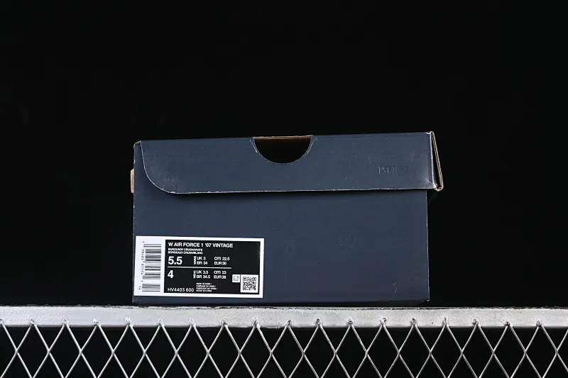 All categories Nk Air Force 1 Air Force series Nk Air Force 1 Low Air Force low-top Nike Air Force 1'07 Low Air Force 1 low-top casual sneakers HV4403-600